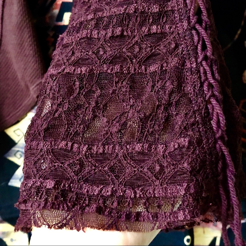 🌺🎉HP🎉🌺 NWT Free People Sexy Top With Bell Lace Sleeves - Picture 5 of 9